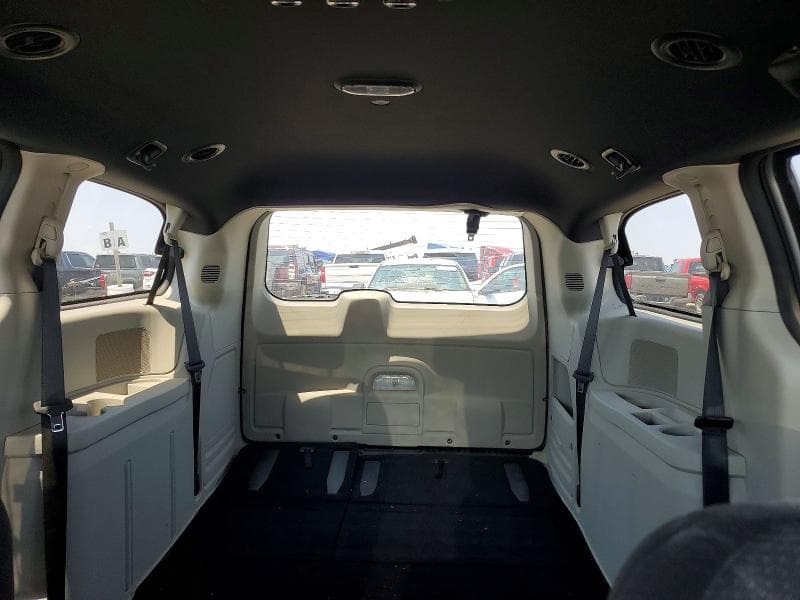 2017 DODGE GRAND CARAVAN SE 10