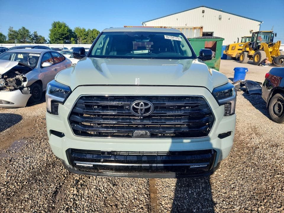 2024 TOYOTA SEQUOIA SR5 5