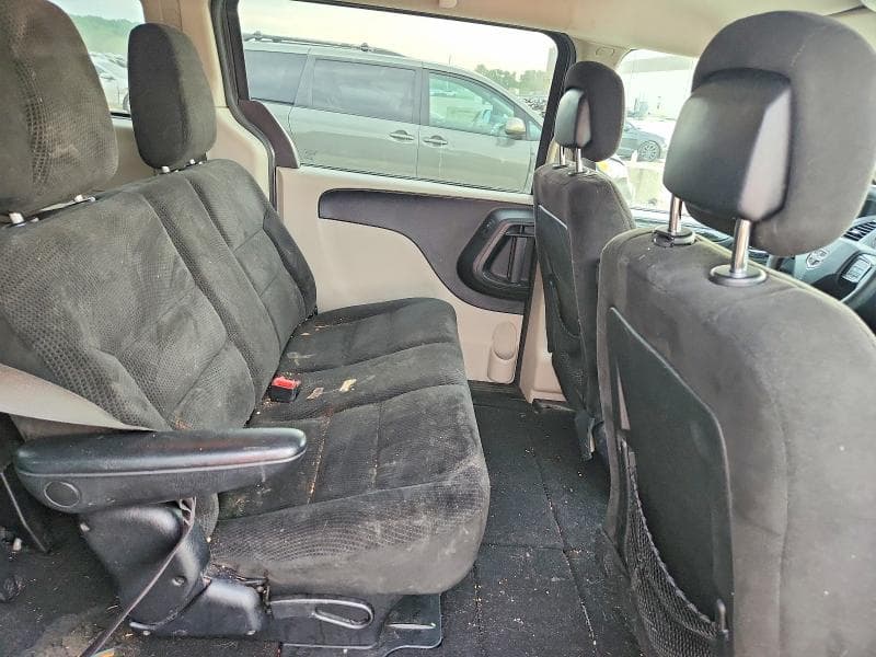2017 DODGE GRAND CARAVAN SE 11