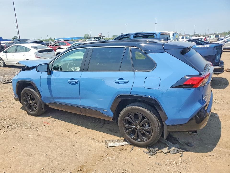 2024 TOYOTA RAV4 XSE 2