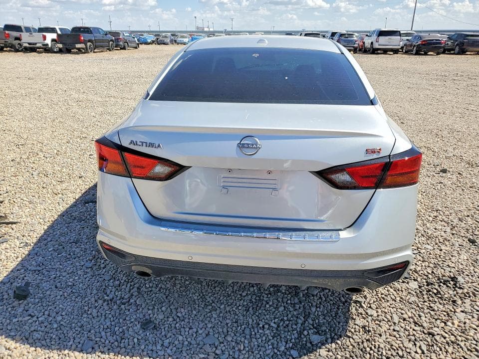 2023 NISSAN ALTIMA SR 6