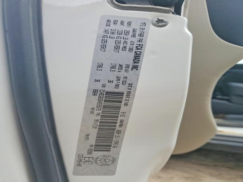 2017 DODGE GRAND CARAVAN SE 13
