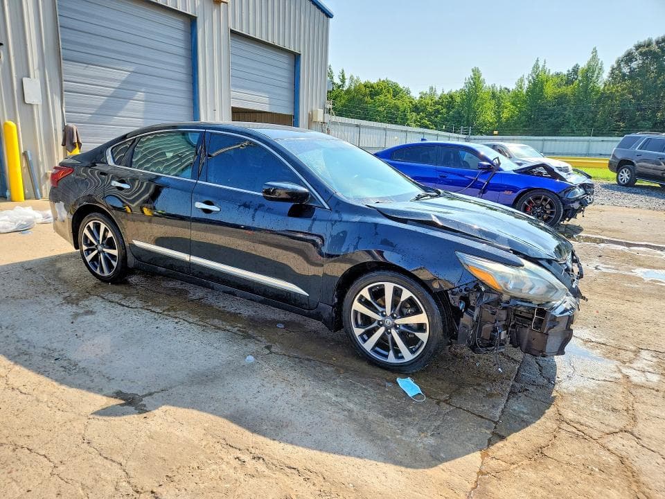 2017 NISSAN ALTIMA 2.5 SR 4