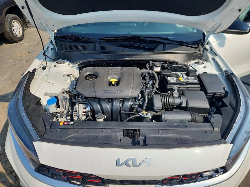 2024 KIA FORTE GT LINE 11