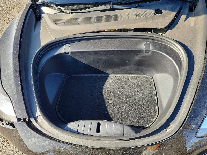 2018 TESLA MODEL 3 11