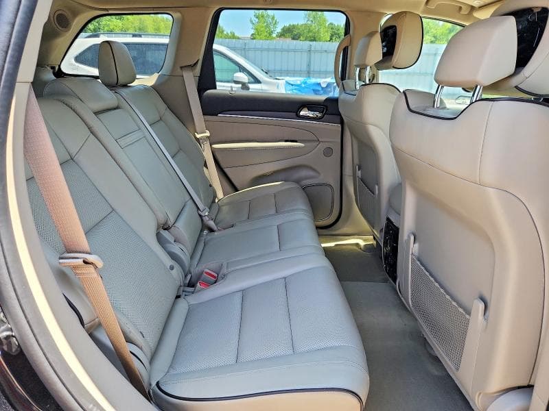 2021 JEEP GRAND CHEROKEE OVERLAND 11