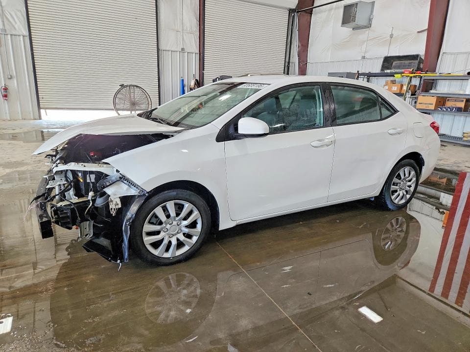 2017 TOYOTA COROLLA LE - 1