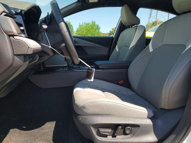 2026 TOYOTA CAMRY SE 7