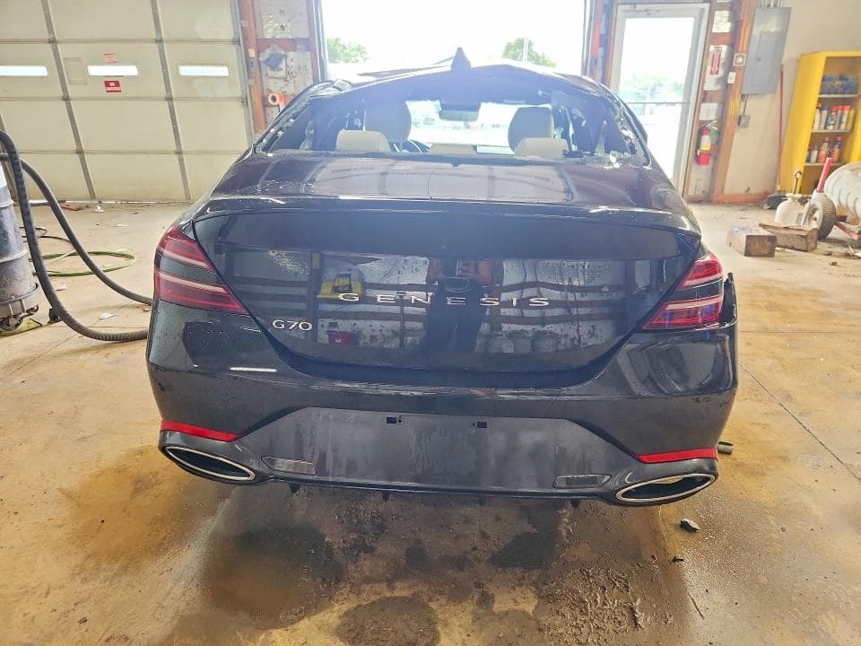 2024 GENESIS G70 2.5T STANDARD 6