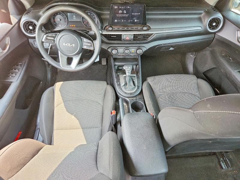 2024 KIA FORTE LXS 8