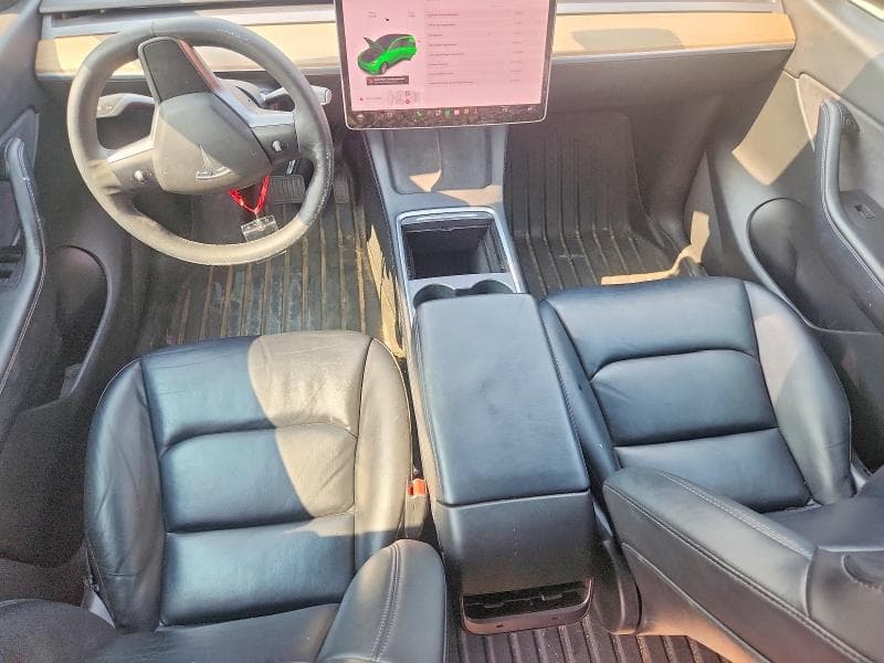 2022 TESLA MODEL Y 8