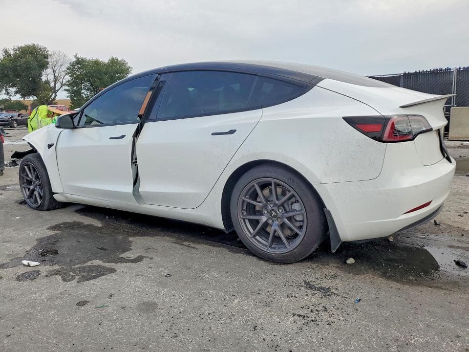 2021 TESLA MODEL 3 2