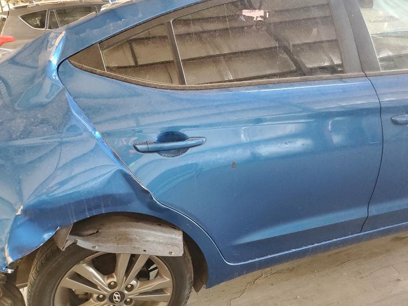 2018 HYUNDAI ELANTRA SEL 10