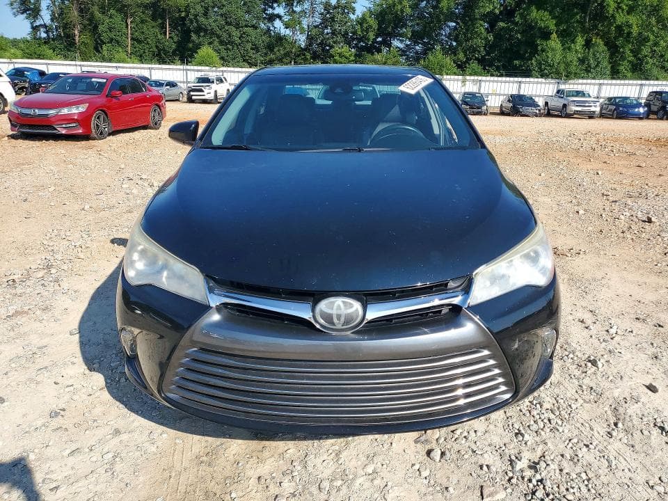 2017 TOYOTA CAMRY XLE 5
