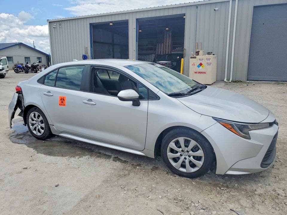 2023 TOYOTA COROLLA LE 4