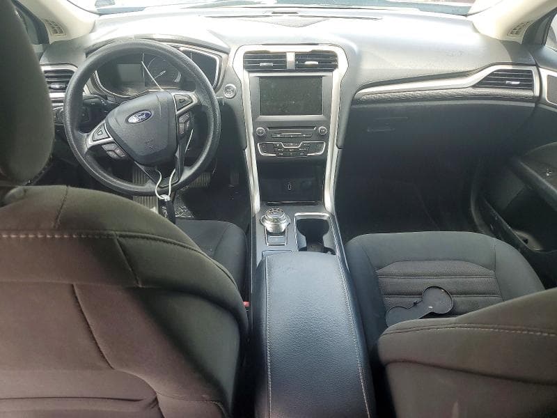 2017 FORD FUSION SE 8