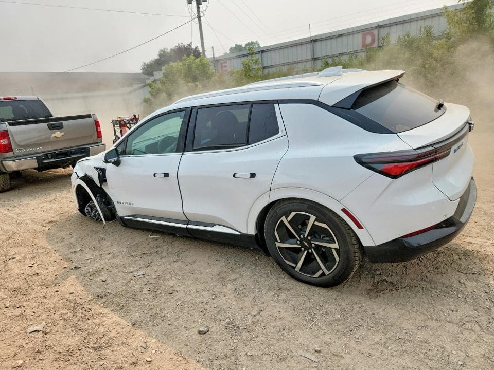 2025 CHEVROLET EQUINOX LT 2