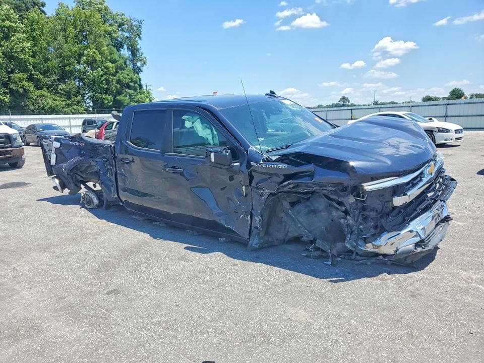 2023 CHEVROLET SILVERADO K1500 LT 4