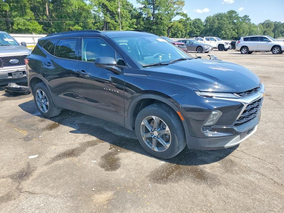 2023 CHEVROLET BLAZER 2LT 4