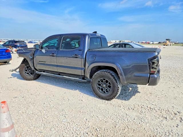 2022 TOYOTA TACOMA SR5 V6 2