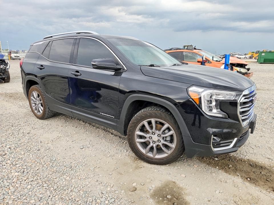 2022 GMC TERRAIN SLT 4