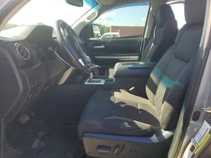2017 TOYOTA TUNDRA SR5 7
