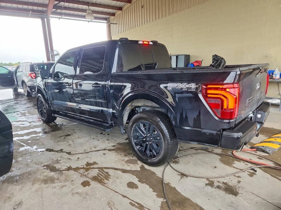 2025 FORD F150 LARIAT 2
