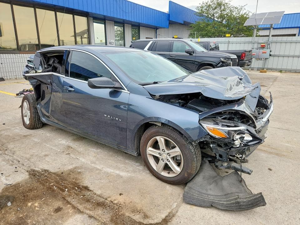 2019 CHEVROLET MALIBU LS 4