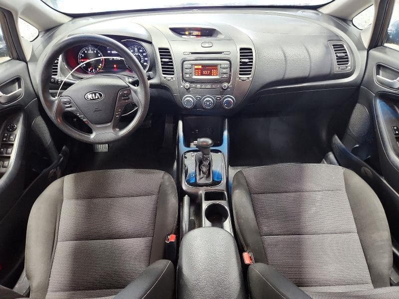 2017 KIA FORTE LX 8
