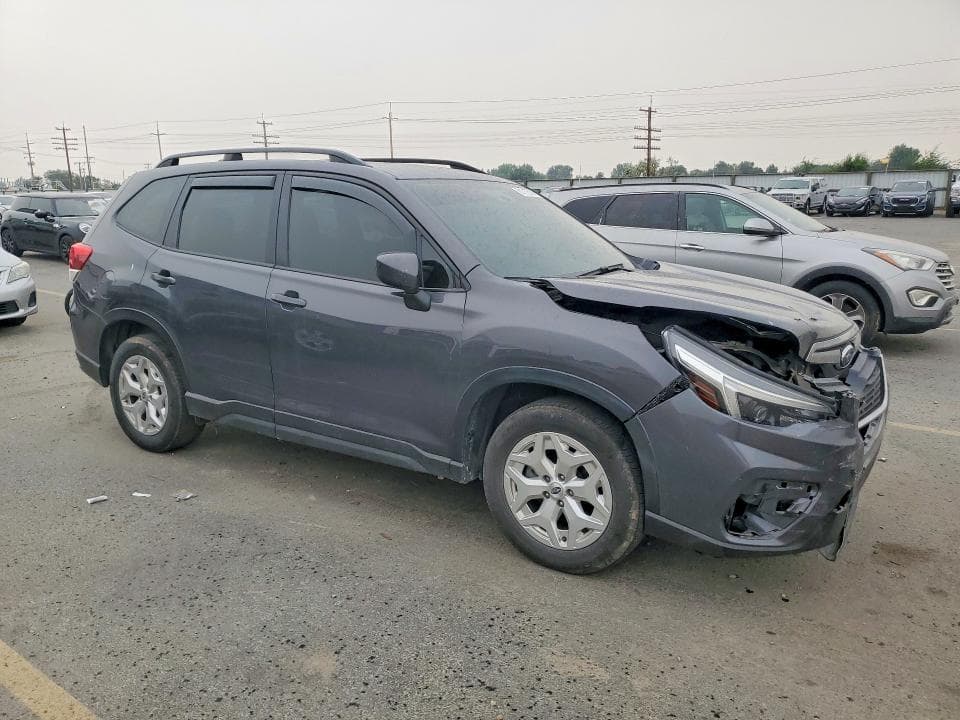 2021 SUBARU FORESTER 4