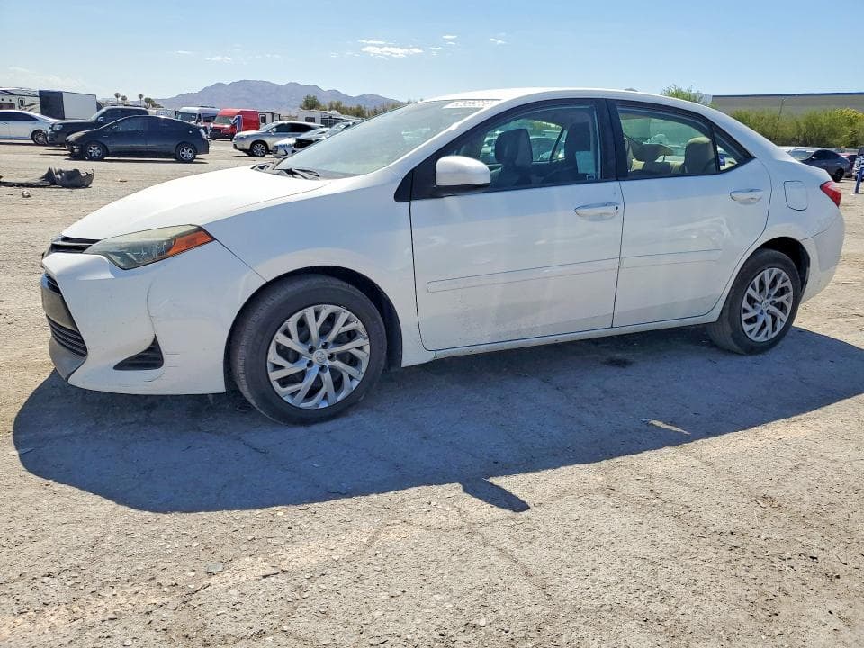 2017 TOYOTA COROLLA LE - 1