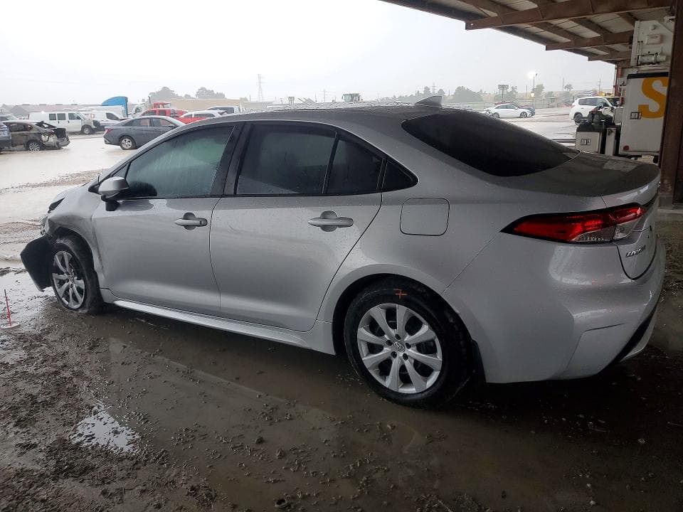 2022 TOYOTA COROLLA LE 2