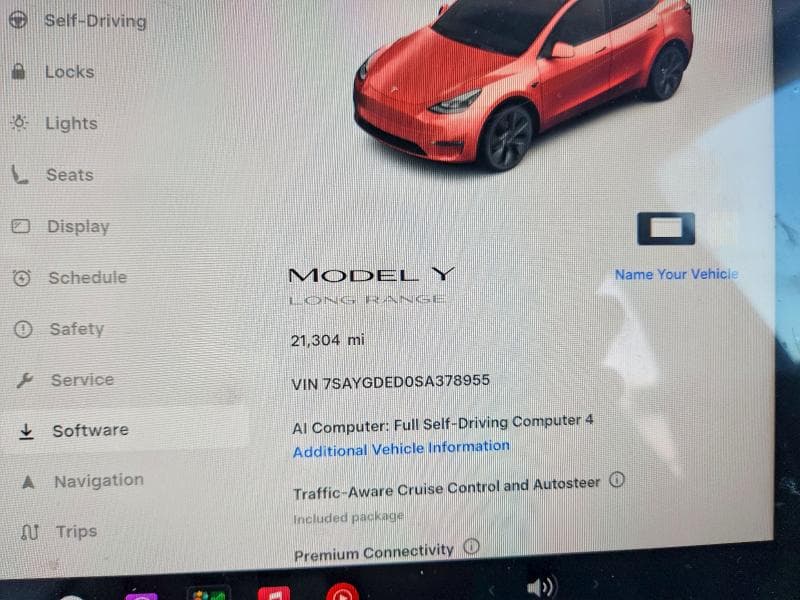 2025 TESLA MODEL Y 9