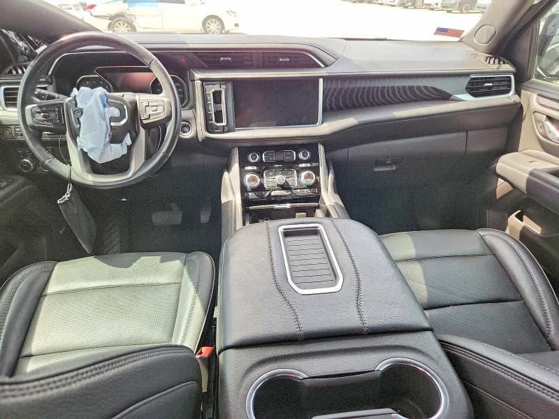 2021 GMC YUKON XL DENALI 8