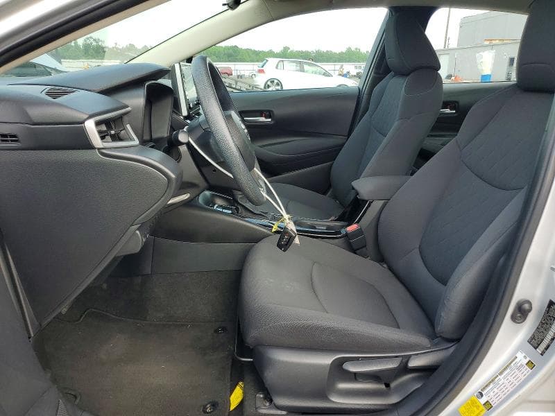 2021 TOYOTA COROLLA LE 7