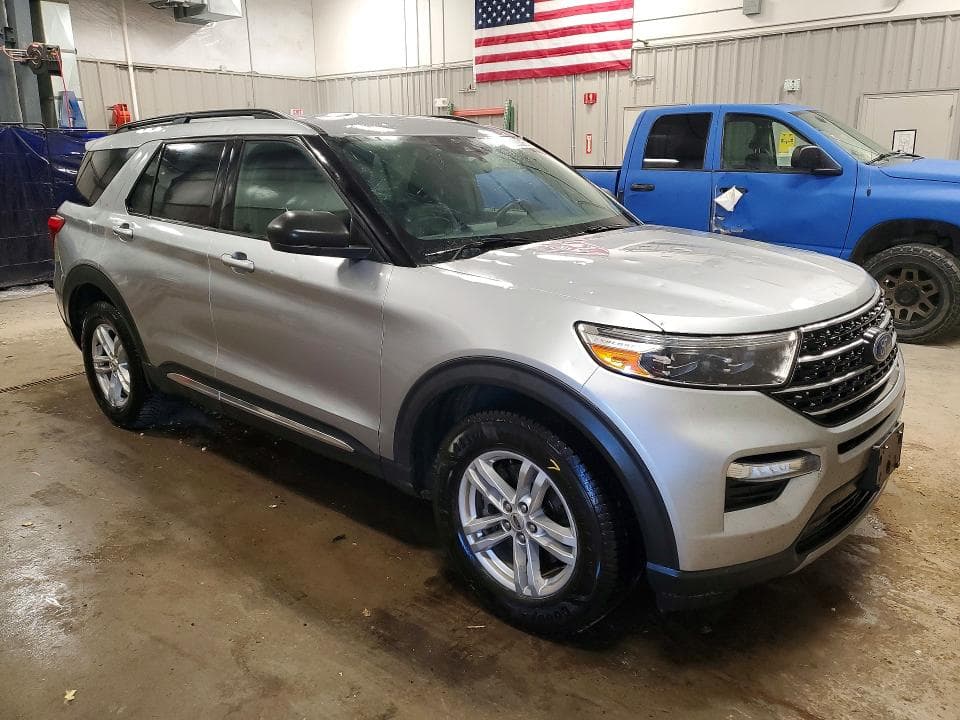 2020 FORD EXPLORER XLT 4