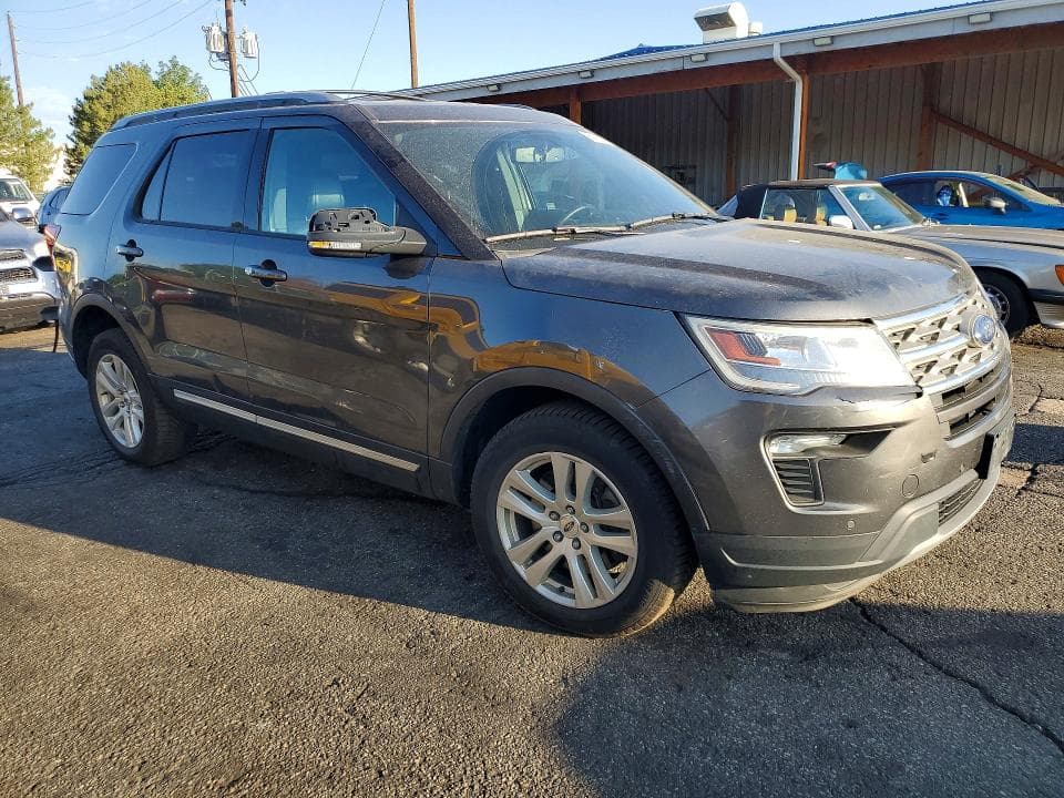 2018 FORD EXPLORER XLT 4