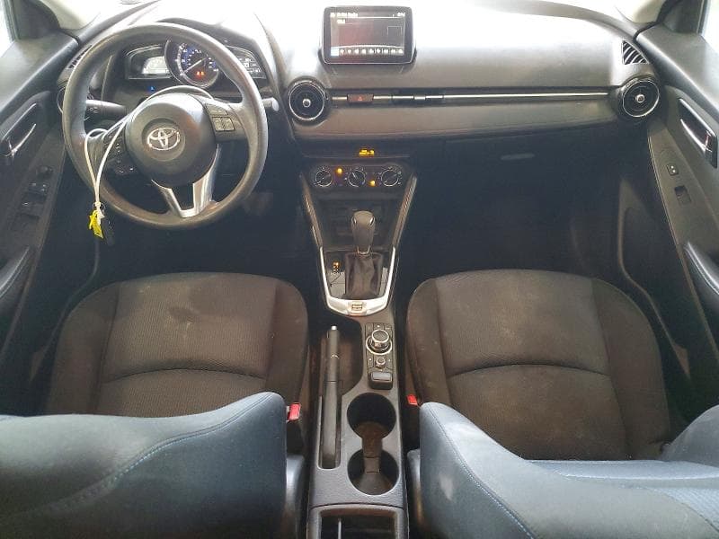 2017 TOYOTA YARIS IA BASE 8