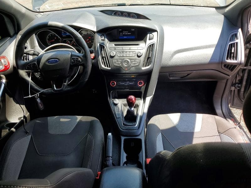 2017 FORD FOCUS ST 8