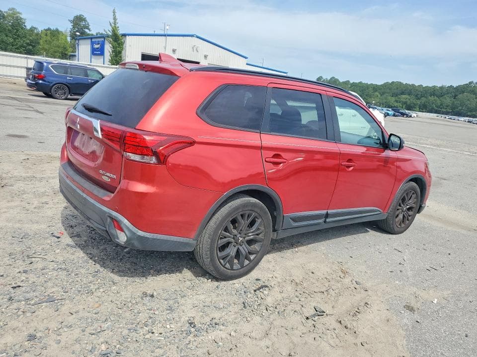 2018 MITSUBISHI OUTLANDER SE 3