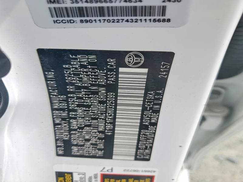 2017 TOYOTA CAMRY SE 12