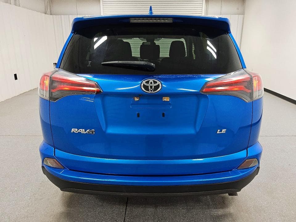 2018 TOYOTA RAV4 LE 6