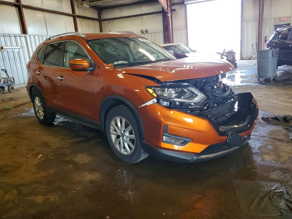 2018 NISSAN ROGUE SV 4