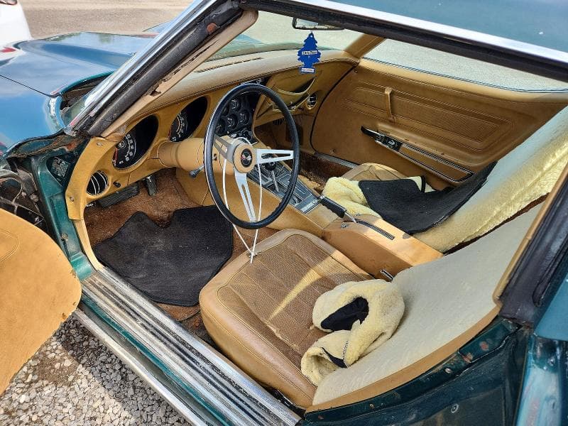 1973 CHEVROLET CORVETTE 8