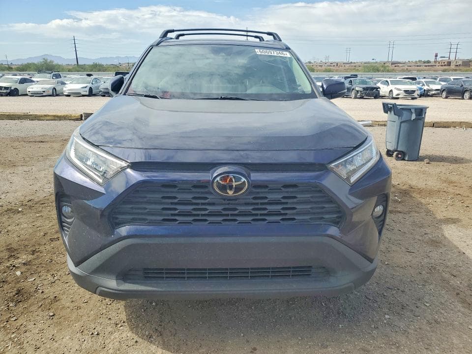 2021 TOYOTA RAV4 XLE 5