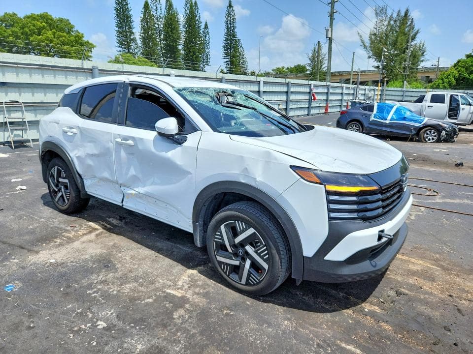 2025 NISSAN KICKS SV 4