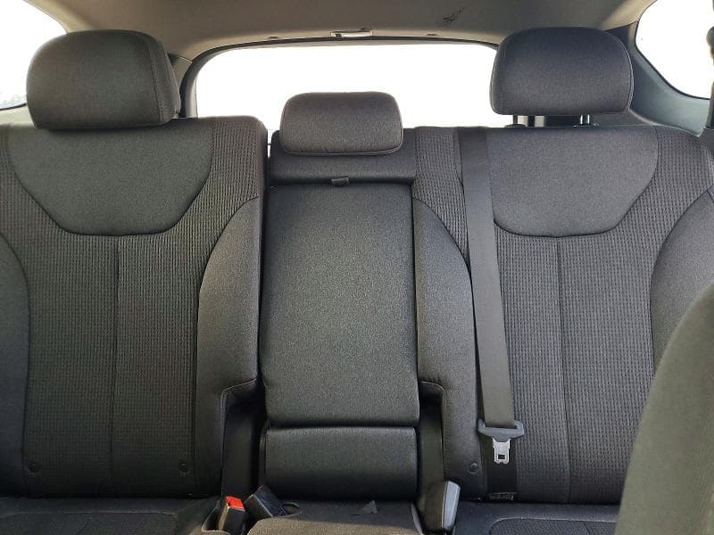 2019 HYUNDAI SANTA FE SE 10