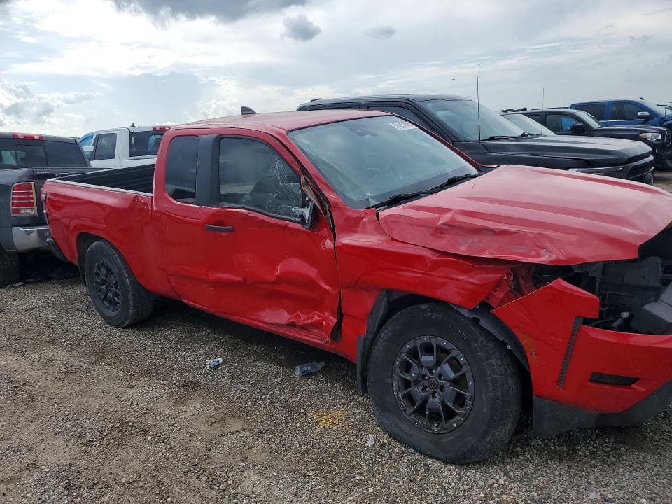 2022 NISSAN FRONTIER S 4