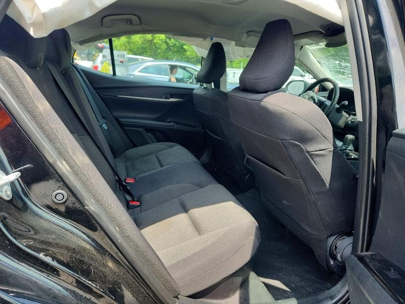 2025 TOYOTA CAMRY LE 10