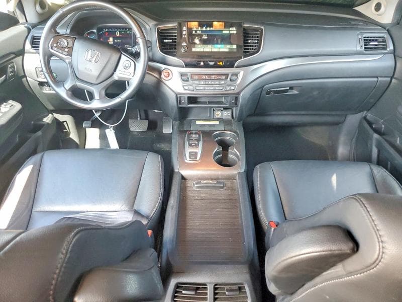 2021 HONDA PILOT SE 8